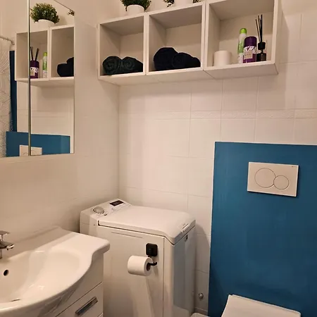 Casa Lingotto Fiere Metro Apartment *
